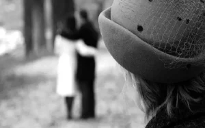 در مقابل خیانت شوهر چه عکس العملی نشان دهیم